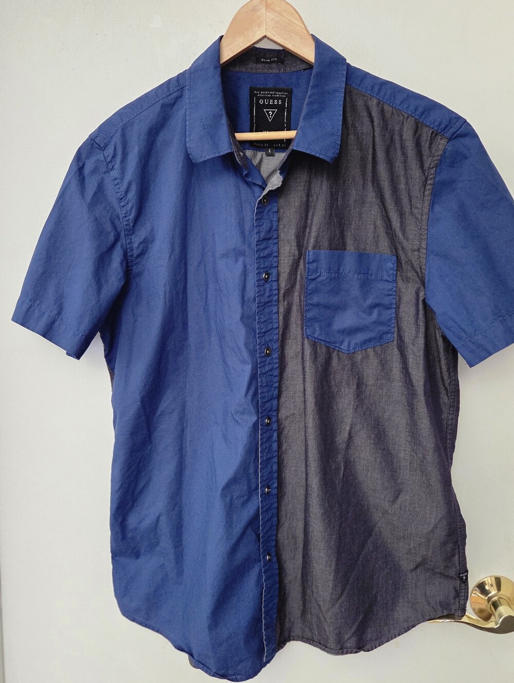 GUESS Men Slim Fit Colorblock Short Sleeve Button-Up Shirt Blue Charcoal Size L - Picture 3 of 11